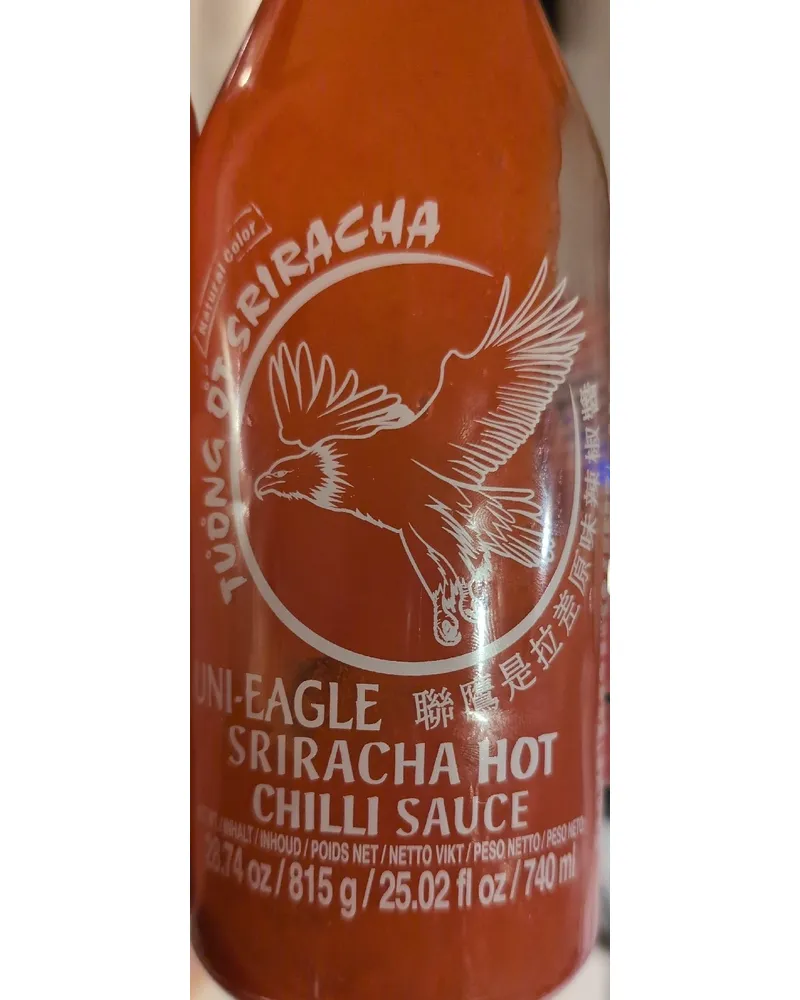 Photo of Sriracha Hot Chilli Sauce by Uni-Eagle