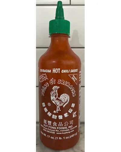 Photo of Sriracha Hot Chili Sauce by Huy Fong