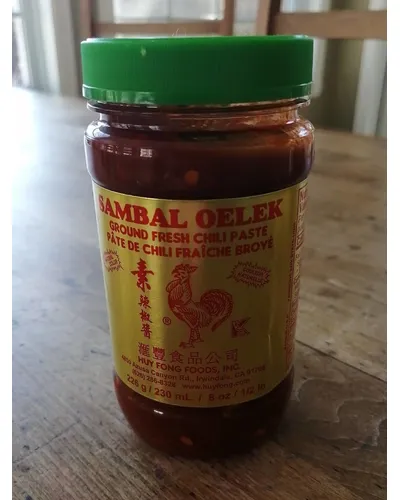 Photo of Sambal Oelek pâte de chili fraîche broyé by Huy Fong