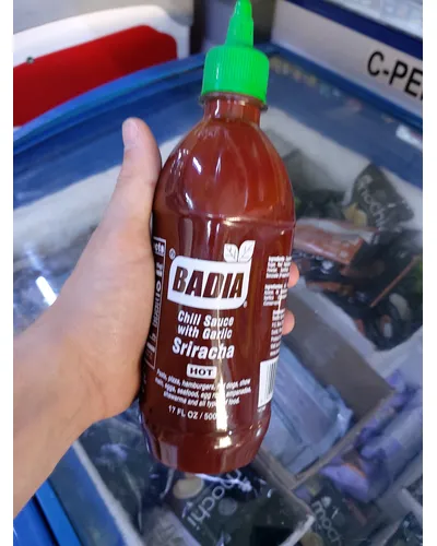 Photo of Hot Chili Sauce with Garlic Sriracha by Badia