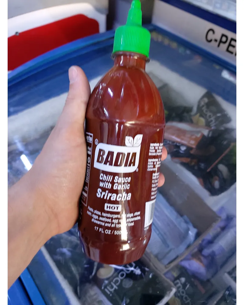 Photo of Hot Chili Sauce with Garlic Sriracha by Badia