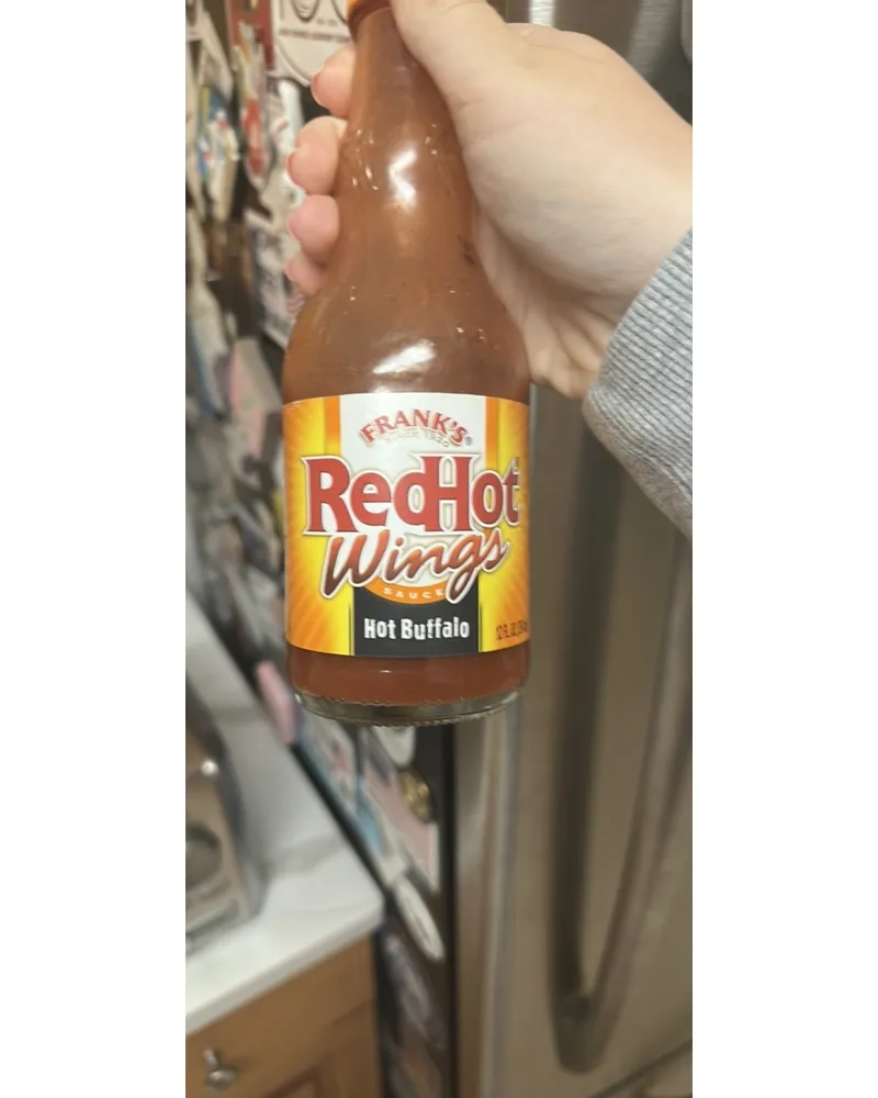 Photo of Hot Buffalo Wings Sauce by Frank's