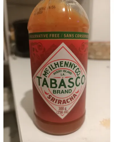 Photo of Tabasco sriracha by mc ilhenny co tabasco
