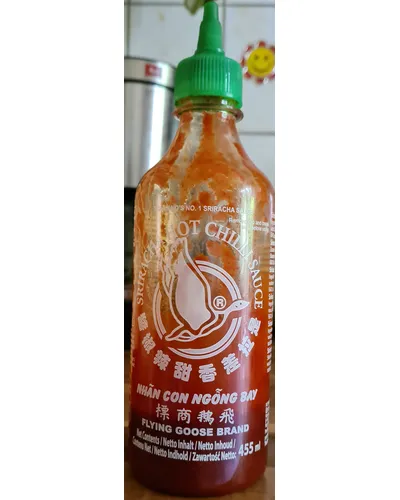 Photo of sriracha Hot chilli sauce by nhan con ngong bay