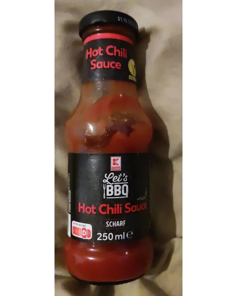 Photo of Hit Chili Sauce by Kclassic