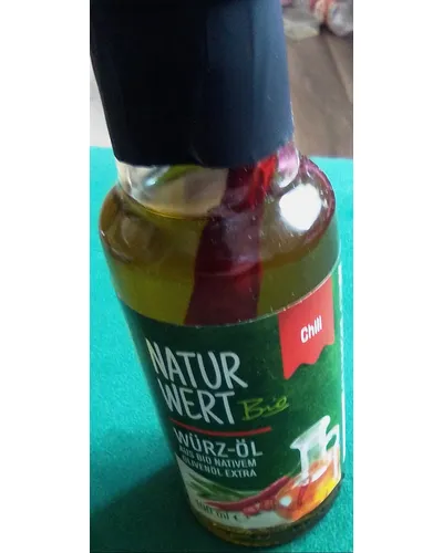 Photo of Chili Öl by Natur Wert Bio