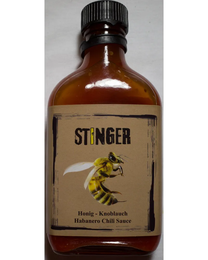 Photo of Stinger Honig-Knoblauch Habanero Chili Sauce by Suicide Sauces