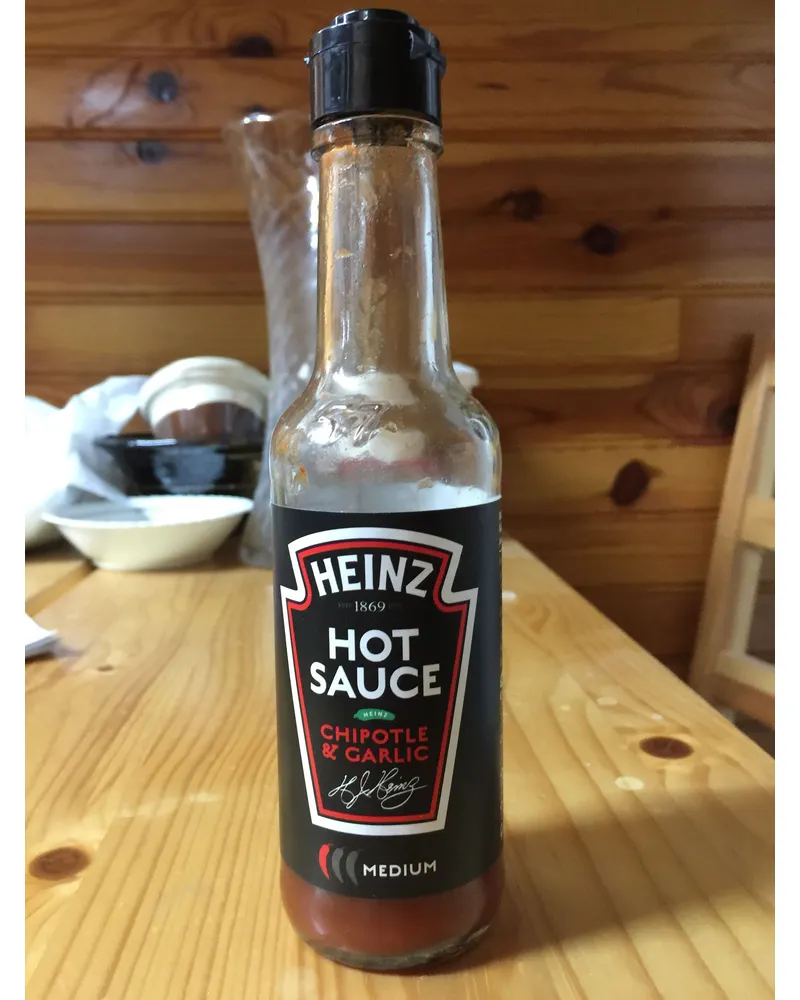 Photo of Hot Sauce Chipotle & Garlic by Heinz