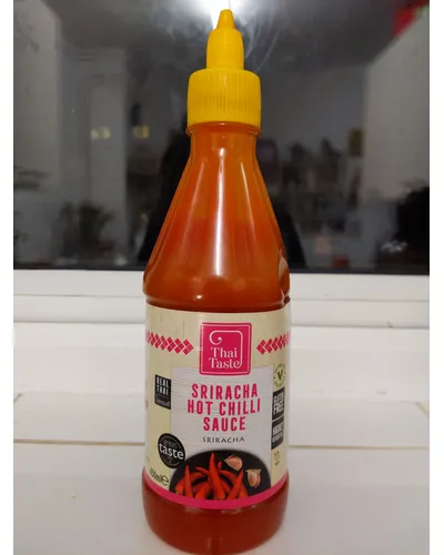 Photo of Sriracha Hot Chilli Sauce by Thai Taste