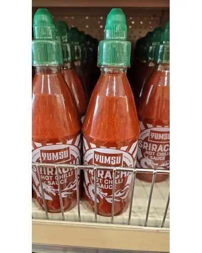 Photo of Sriracha Hot Chilli Sauce by Yumsu