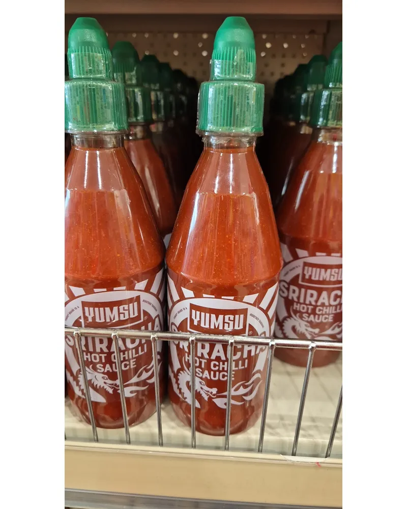 Photo of Sriracha Hot Chilli Sauce by Yumsu