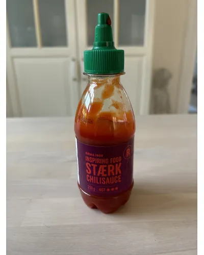 Photo of Stærk Chilisauce by Rema 1000