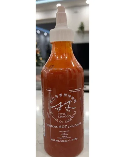 Photo of Sriracha Hot Chili Sauce by Twin Dragon