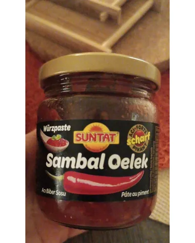 Photo of Sambal oelek by Suntat