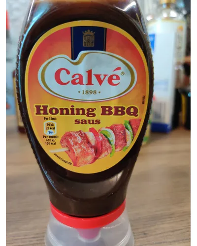 Photo of honing BBQ sauce by Calvé