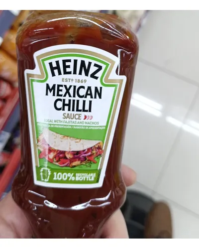 Photo of Hot chilli sauce by Heinz