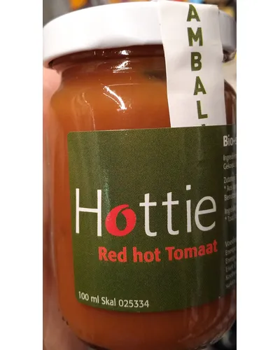 Photo of Red hot tomaat by Hottie
