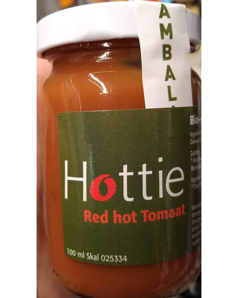 Photo of Red hot tomaat by Hottie