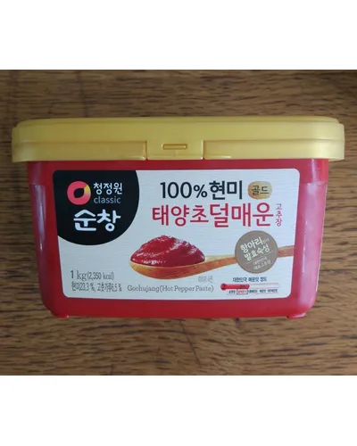 Photo of Gochujang hot pepper paste by Daesang