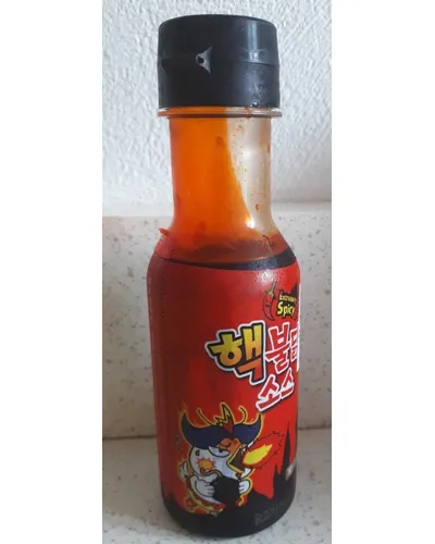 Photo of Sauce piquante coréenne nucléaire by Samyang